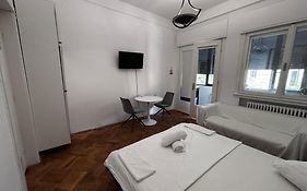 Iancu Apartments